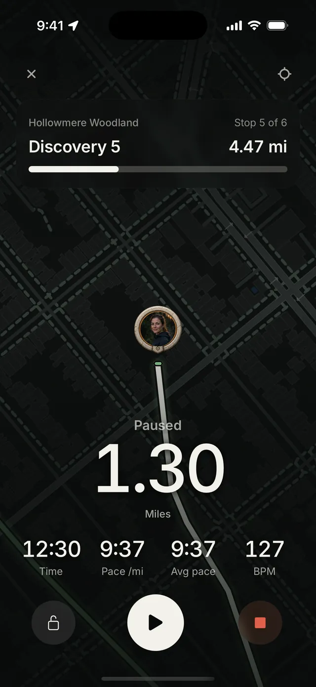 The live run screen: distance, time, pace, average pace and heart rate